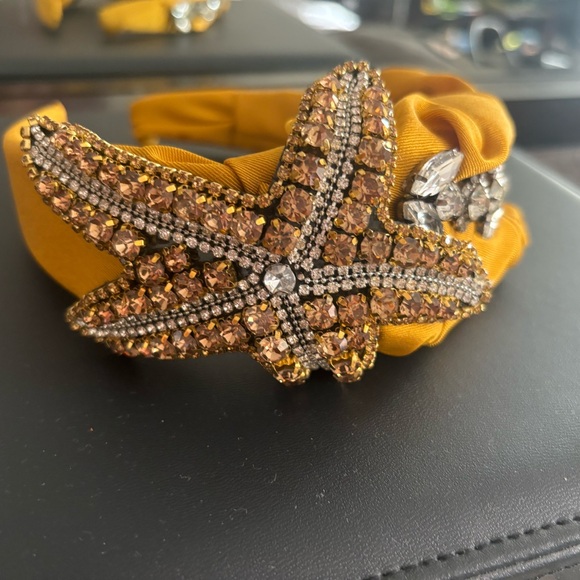 Yellow satin evening headband with crystals - Picture 3 of 5
